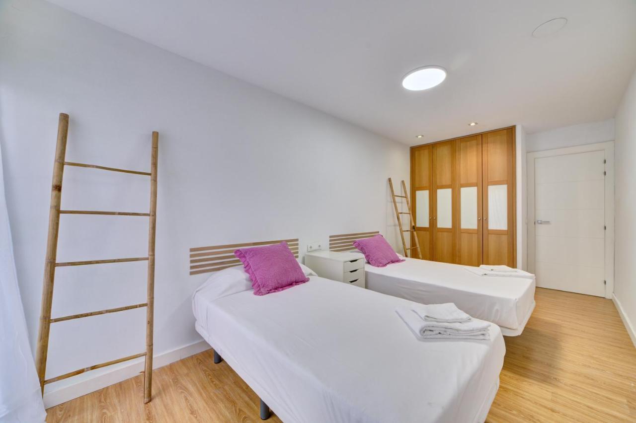 Apartamento El Lobo By Clabao Logrono Bagian luar foto