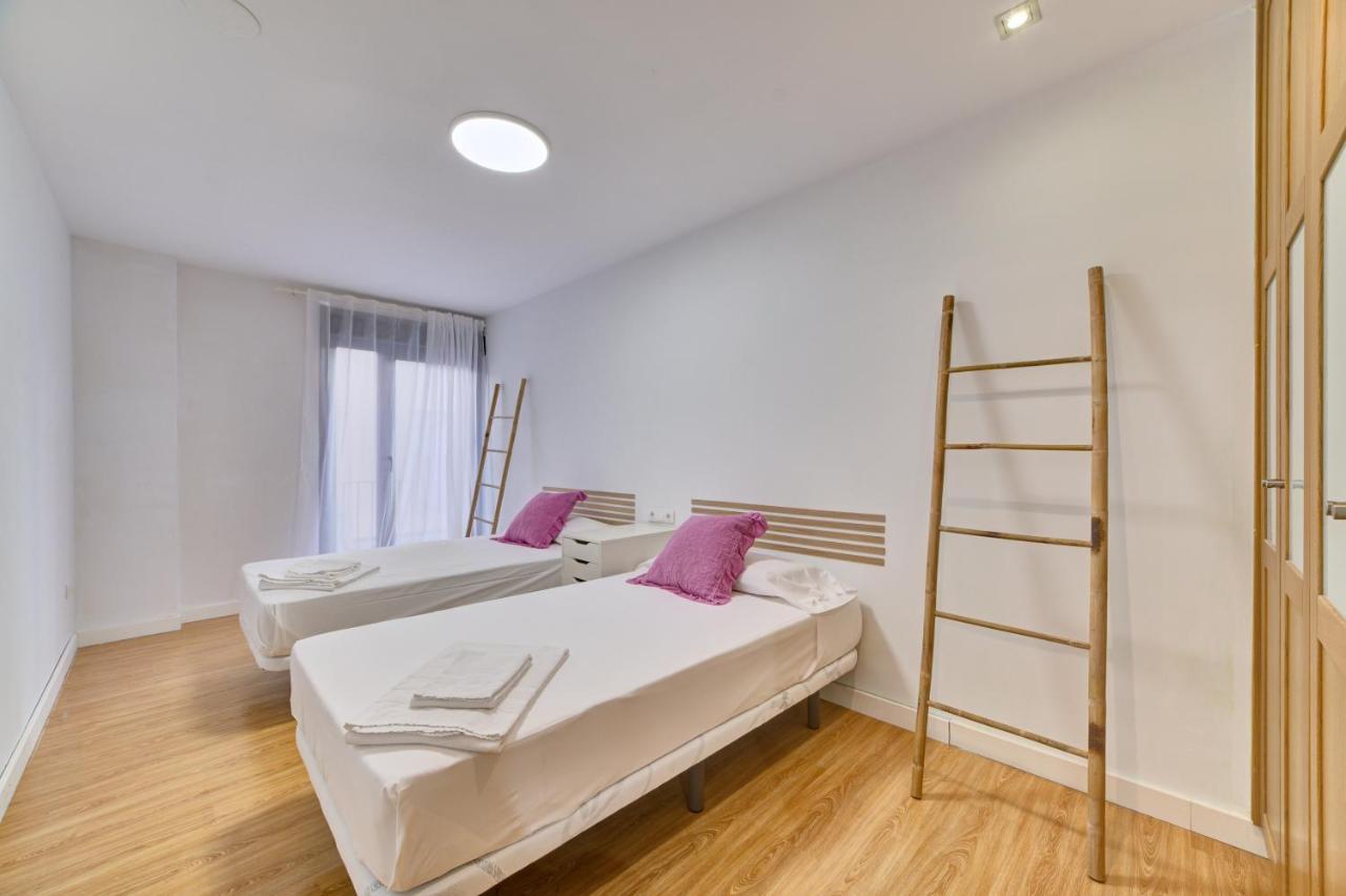 Apartamento El Lobo By Clabao Logrono Bagian luar foto