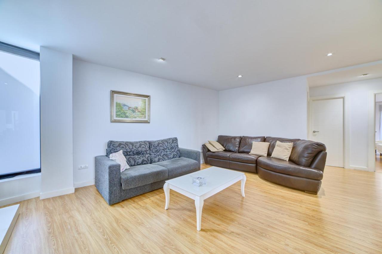 Apartamento El Lobo By Clabao Logrono Bagian luar foto